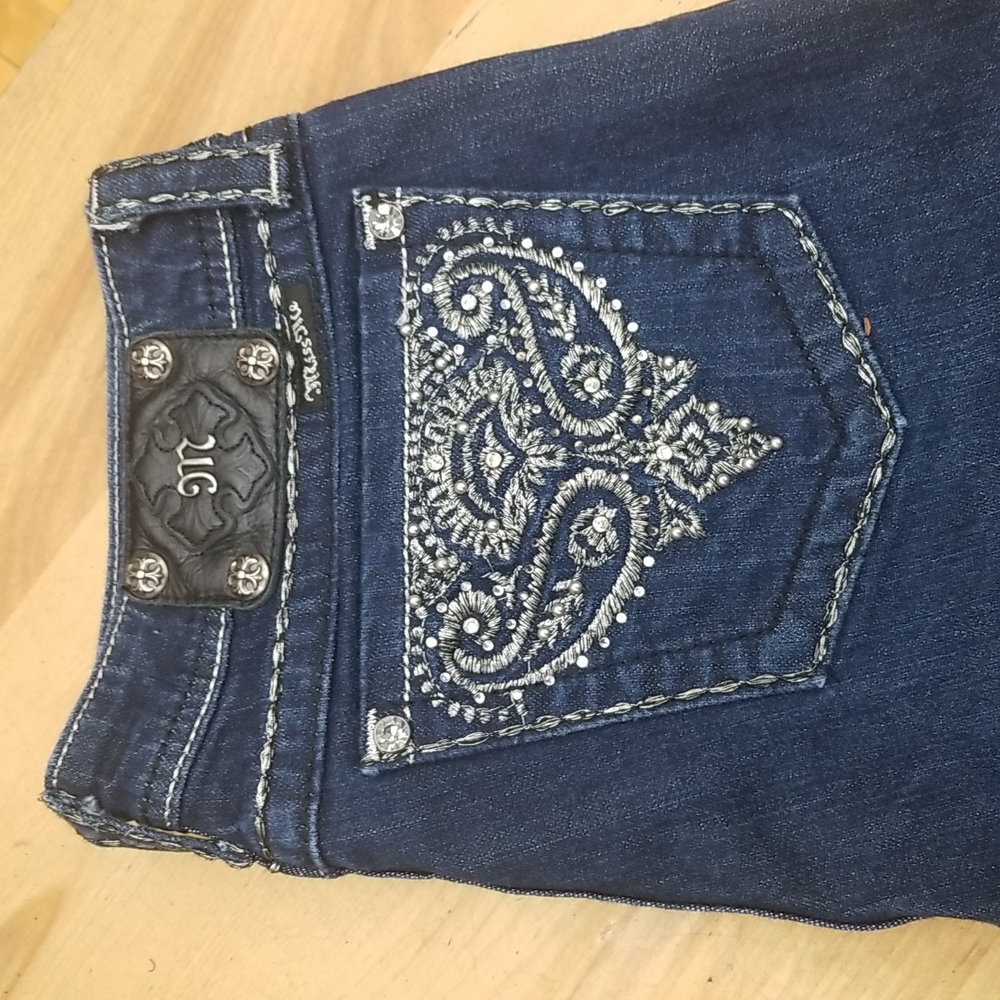 Miss Me Straight leg Jeans size 32